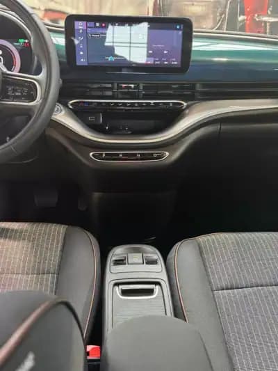 Sell Fiat 500e 2022 - 21490 EUR, 10699 km - AUTO.MOTO.pt