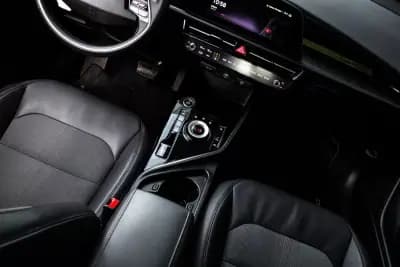 Vendo Kia Niro EV 2023 - 27990 EUR, 42094 km - AUTO.MOTO.pt