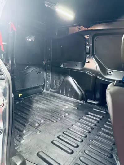 Vendo Citroën Berlingo 2015 - 6990 EUR, 257315 km - AUTO.MOTO.pt