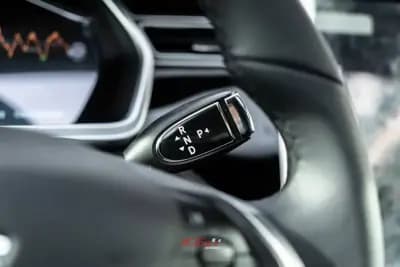 Vendo Tesla Model S 2014 - 22000 EUR, 251000 km - AUTO.MOTO.pt