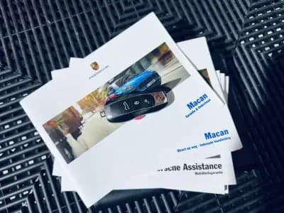 Sell Porsche Macan 2014 - 42990 EUR, 205232 km - AUTO.MOTO.pt