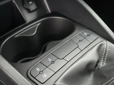 Vendo SEAT Ibiza 2015 - 11950 EUR, 80000 km - AUTO.MOTO.pt