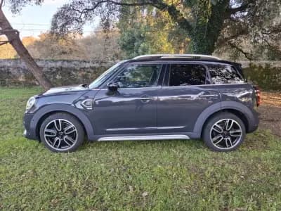 Vendo MINI Countryman 2018 - 26500 EUR, 94200 km - AUTO.MOTO.pt
