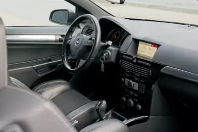 Sell Opel Astra GTC 2007 - 15990 EUR, 149500 km - AUTO.MOTO.pt