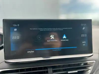 Vendo Peugeot 5008 2024 - 29750 EUR, 32015 km - AUTO.MOTO.pt