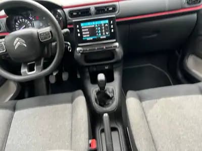 Vendo Citroën C3 2021 - 11990 EUR, 120370 km - AUTO.MOTO.pt