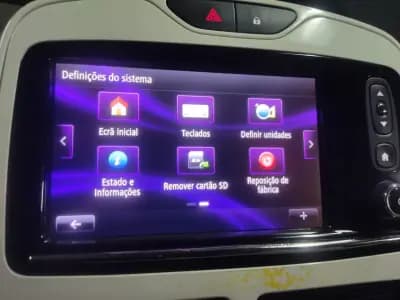 Vendo Renault Zoe 2019 - 10950 EUR, 82000 km - AUTO.MOTO.pt