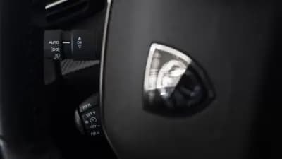 Vendo Peugeot 208 2024 - 16450 EUR, 29000 km - AUTO.MOTO.pt