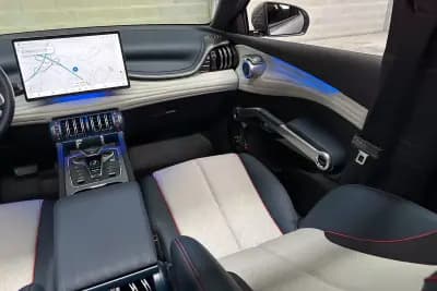 Vendo BYD Atto 3 2023 - 26450 EUR, 23501 km - AUTO.MOTO.pt