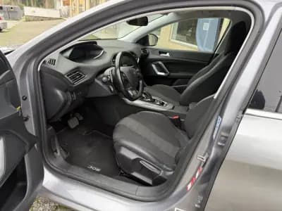 Sell Peugeot 308 SW 2020 - 17900 EUR, 124000 km - AUTO.MOTO.pt