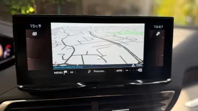 Vendo Peugeot 5008 2024 - 27500 EUR, 74938 km - AUTO.MOTO.pt