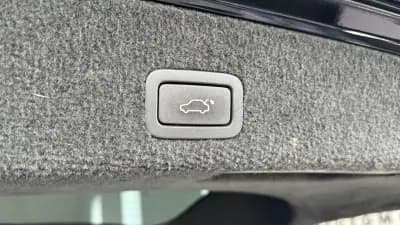 Vendo Volvo XC 70 2011 - 13999 EUR, 256121 km - AUTO.MOTO.pt