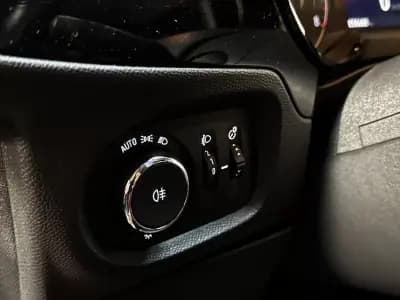 Vendo Opel Corsa 2020 - 12990 EUR, 50700 km - AUTO.MOTO.pt