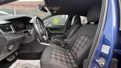 Sell Volkswagen Polo 2019 - 22990 EUR, 130000 km - AUTO.MOTO.pt