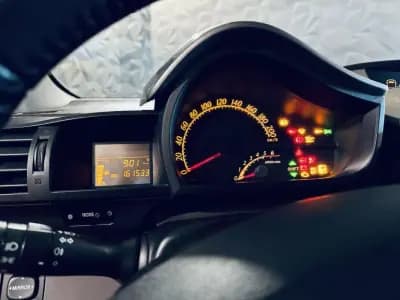 Vendo Toyota iQ 2009 - 10990 EUR, 161533 km - AUTO.MOTO.pt