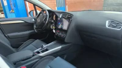 Sell Citroën C4 2012 - 9500 EUR, 180000 km - AUTO.MOTO.pt