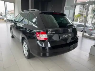 Vendo Skoda Fabia Break 2016 - 8490 EUR, 184591 km - AUTO.MOTO.pt