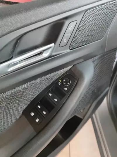 Vendo BMW 225xe Active Tourer 2024 - 29950 EUR, 64650 km - AUTO.MOTO.pt