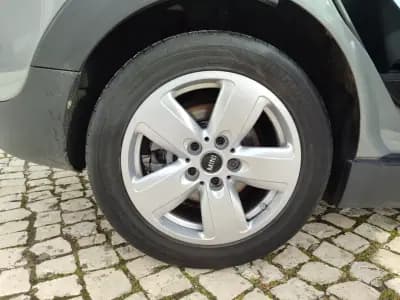 Vendo MINI Clubman 2017 - 14790 EUR, 212000 km - AUTO.MOTO.pt