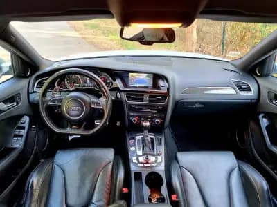 Vendo Audi RS4 Avant 2012 - 45900 EUR, 179000 km - AUTO.MOTO.pt