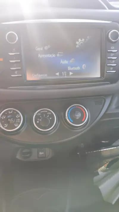 Vendo Toyota Yaris 2020 - 12579 EUR, 190178 km - AUTO.MOTO.pt