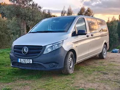Vendo Mercedes-Benz Vito Tourer 2022 - 49900 EUR, 48799 km - AUTO.MOTO.pt