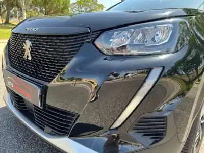 Vendo Peugeot e-2008 2022 - 21990 EUR, 30000 km - AUTO.MOTO.pt