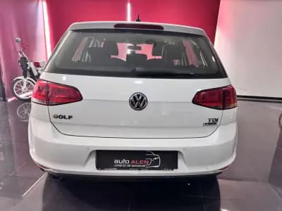 Vendo Volkswagen Golf 2016 - 12500 EUR, 228000 km - AUTO.MOTO.pt
