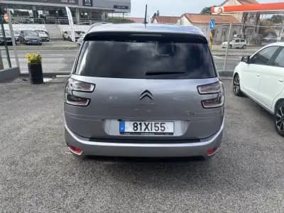 Sell Citroën C4 2019 - 16900 EUR, 93350 km - AUTO.MOTO.pt