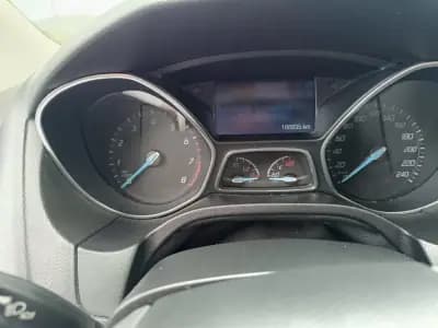 Sell Ford Focus 2014 - 9900 EUR, 168000 km - AUTO.MOTO.pt