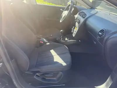 Vendo SEAT Leon 2011 - 7350 EUR, 217000 km - AUTO.MOTO.pt