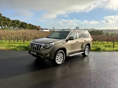 Vendo Toyota Land Cruiser 2015 - 59900 EUR, 145722 km - AUTO.MOTO.pt