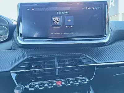 Vendo Peugeot 2008 2024 - 20700 EUR, 24657 km - AUTO.MOTO.pt