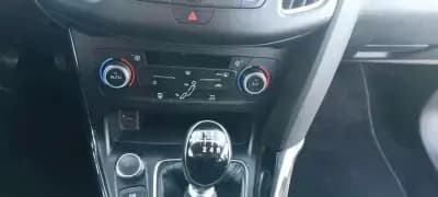 Vendo Ford Focus SW 2018 - 6999 EUR, 280000 km - AUTO.MOTO.pt