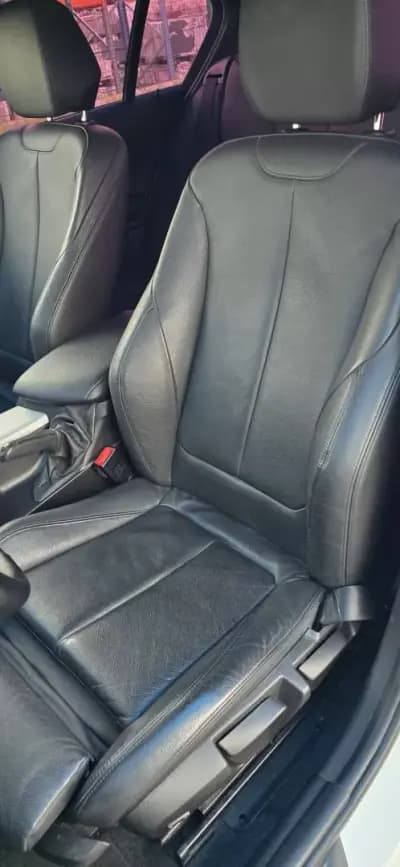 Vendo BMW 120 2017 - 18990 EUR, 121350 km - AUTO.MOTO.pt