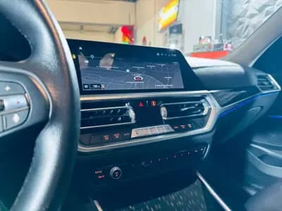 Vendo BMW 318 2021 - 34990 EUR, 23310 km - AUTO.MOTO.pt