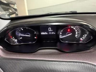 Sell Peugeot 2008 2014 - 9250 EUR, 129000 km - AUTO.MOTO.pt