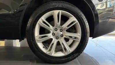 Vendo Land Rover Range Rover Velar 2019 - 37650 EUR, 96521 km - AUTO.MOTO.pt