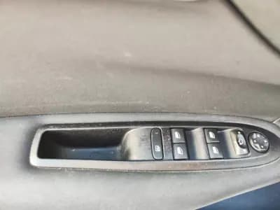 Sell Citroën C4 2015 - 9980 EUR, 157000 km - AUTO.MOTO.pt