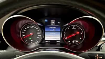 Sell Mercedes-Benz GLC 220 2018 - 34970 EUR, 178000 km - AUTO.MOTO.pt