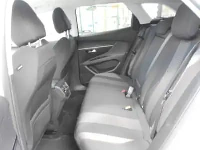 Sell Peugeot 3008 2018 - 19500 EUR, 160386 km - AUTO.MOTO.pt