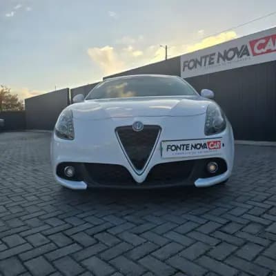 Vendo Alfa Romeo Giulietta 2016 - 10250 EUR, 172955 km - AUTO.MOTO.pt