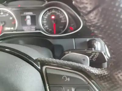 Vendo Audi RS4 Avant 2013 - 45900 EUR, 113000 km - AUTO.MOTO.pt