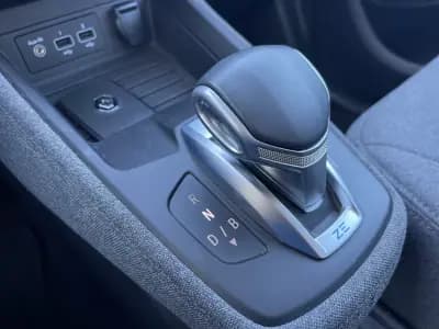 Vendo Renault Zoe 2021 - 18490 EUR, 34075 km - AUTO.MOTO.pt