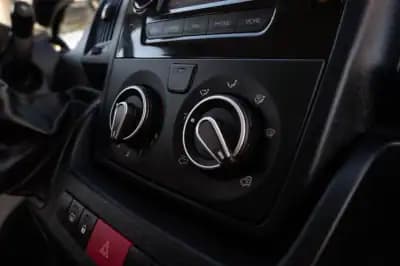 Sell Peugeot Boxer 2019 - 19999 EUR, 172000 km - AUTO.MOTO.pt