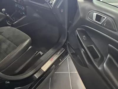 Vendo Ford EcoSport 2018 - 13990 EUR, 54000 km - AUTO.MOTO.pt