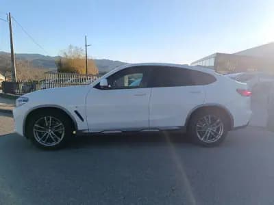 Sell BMW X4 2018 - 49000 EUR, 90000 km - AUTO.MOTO.pt