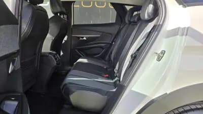 Vendo Peugeot 3008 2021 - 21750 EUR, 48400 km - AUTO.MOTO.pt