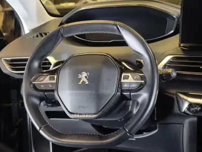 Vendo Peugeot 3008 2022 - 21990 EUR, 34669 km - AUTO.MOTO.pt