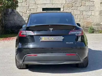 Vendo Tesla Model Y 2022 - 39999 EUR, 101000 km - AUTO.MOTO.pt